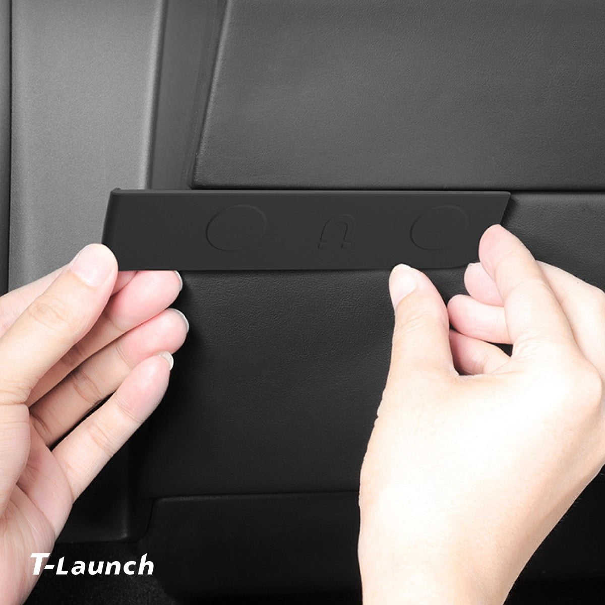 Dashboard-Side Magnetic Silicone Sunglasses Holder for Tesla Model 3/Y/Y L 2024+ - T-Launch