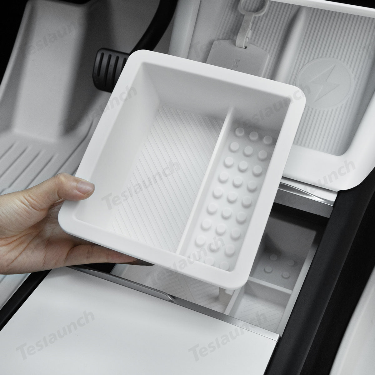 Armrest Organizer Tray for Tesla Model Y Juniper 2025+ - T-Launch