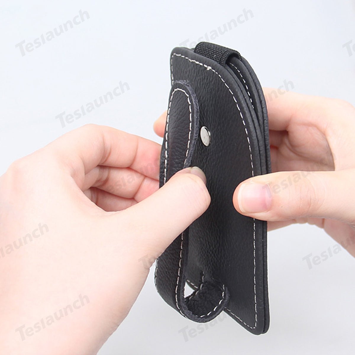 Magnetic Multi-Functional Glasses & Card Clip for Tesla Model 3/Y/S/X/CT - T-Launch