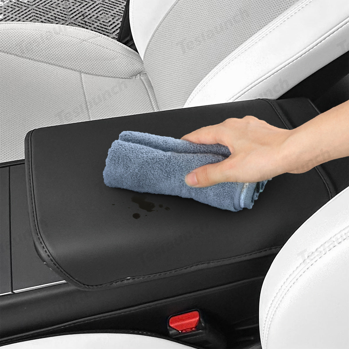 Nappa Leather Center Console Armrest Cover – Stylish Protection for Tesla Model Y Juniper 2025+ - T-Launch