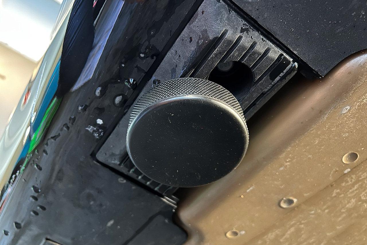 Tesla Lifting Jack Adapter Pad Pucks & Case For Model S/X/3/Y (2017-2023) - TESLAUNCH