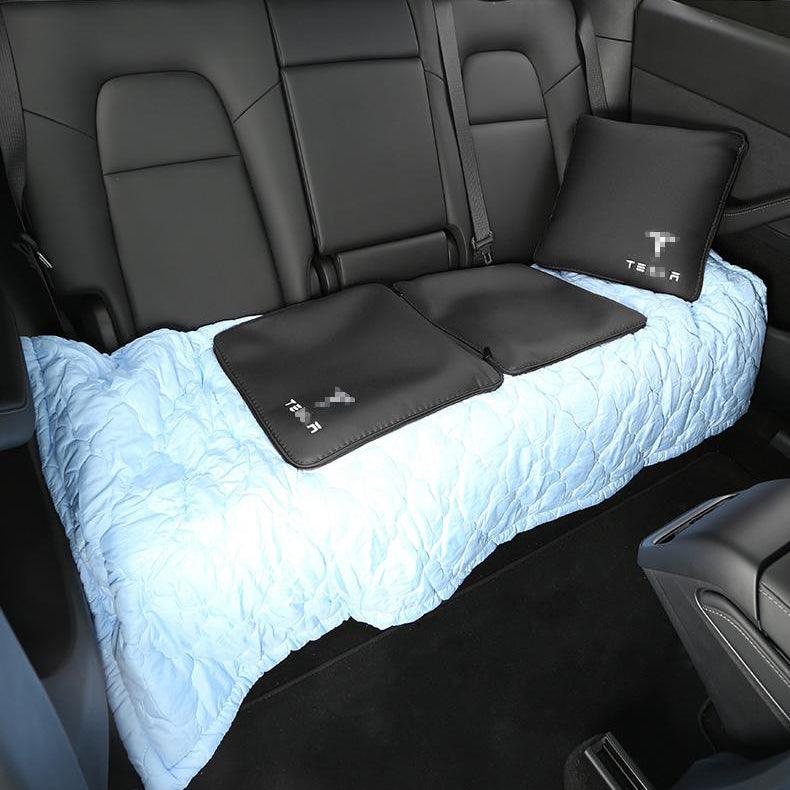 Tesla Pillow Quilt - L’oreiller se déplie pour devenir une courtepointe -  Idéal pour se détendre ou se reposer en voiture pour Model 3 Y S X
