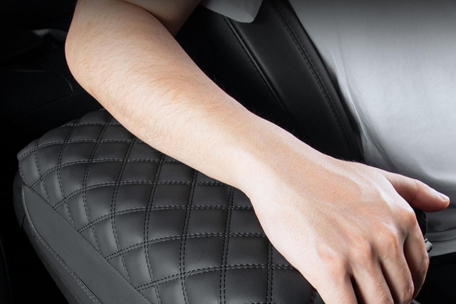 Tesla Model 3 / Y Armrest Leather Cover Soft Material Improves Comfort For Long Distances (2017-2023) - TESLAUNCH
