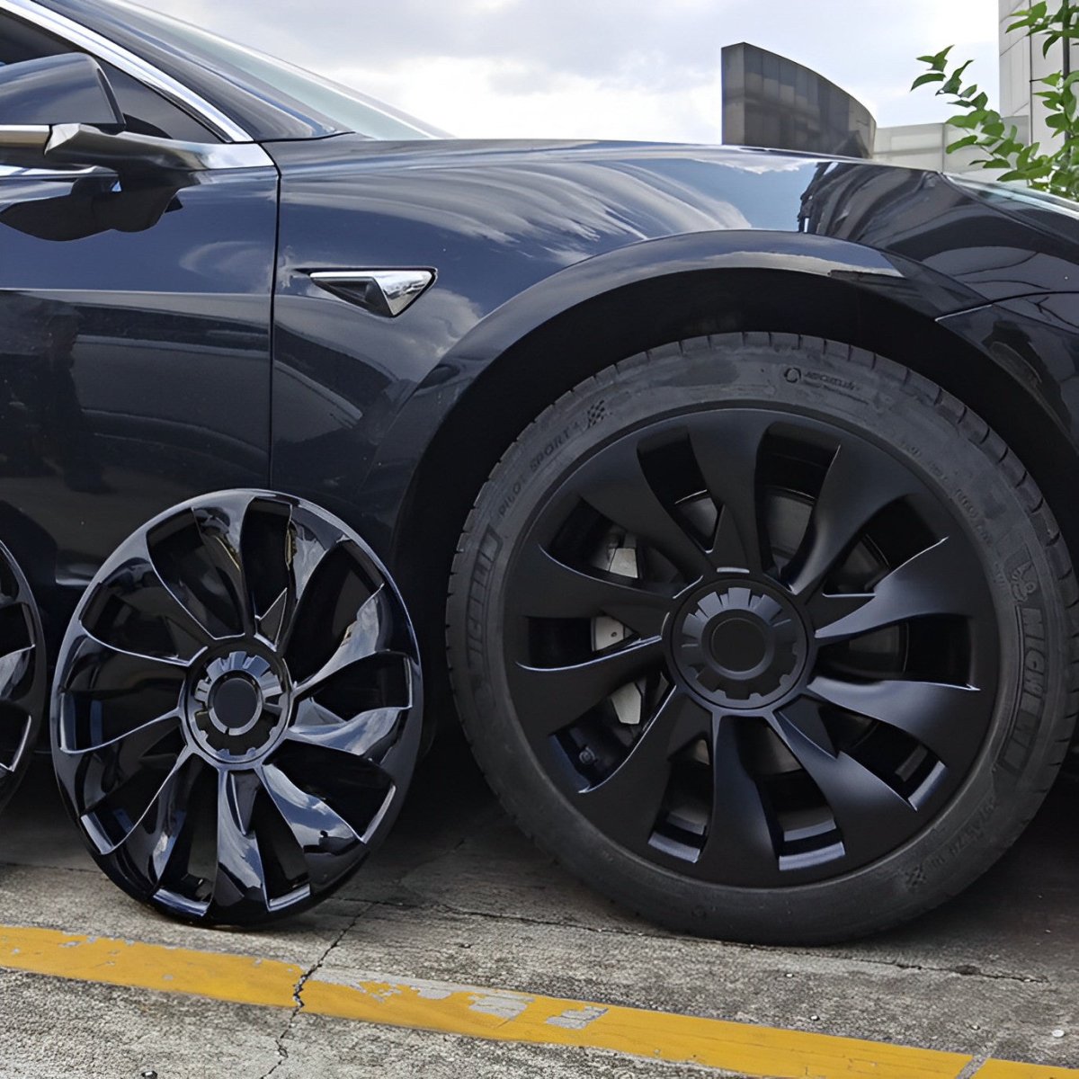 Model 3 Performance Style Wheel Hub Caps - 18" Uberturbine Style Wheel Hubcap (4 Pcs) for Tesla - T-Launch