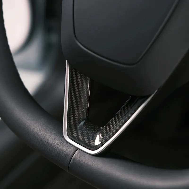 Kryt volantu ve tvaru V z pravého uhlíkového vlákna Tesla Model Jalovec Y 2025+