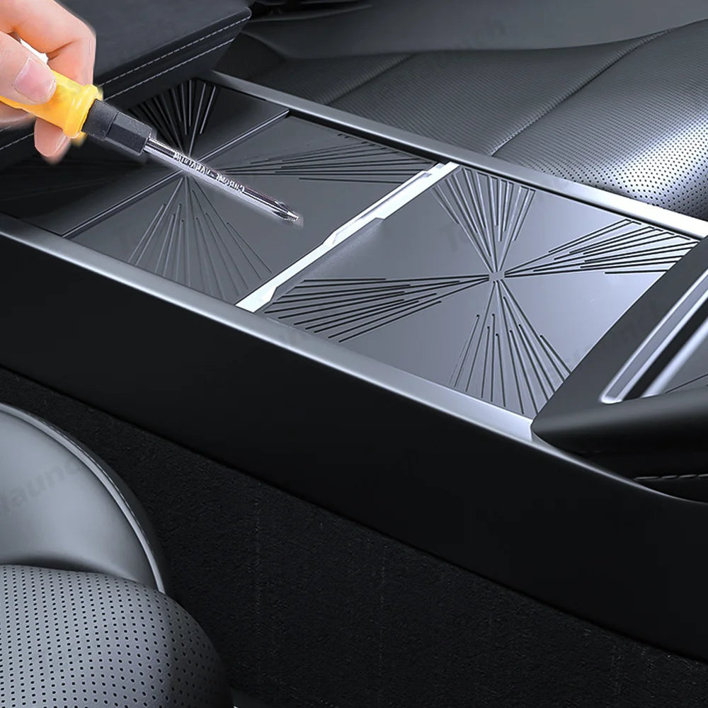 Silicone Center Console Protective Mat for Tesla Model Y Juniper 2025+/Model 3 Highland 2024+