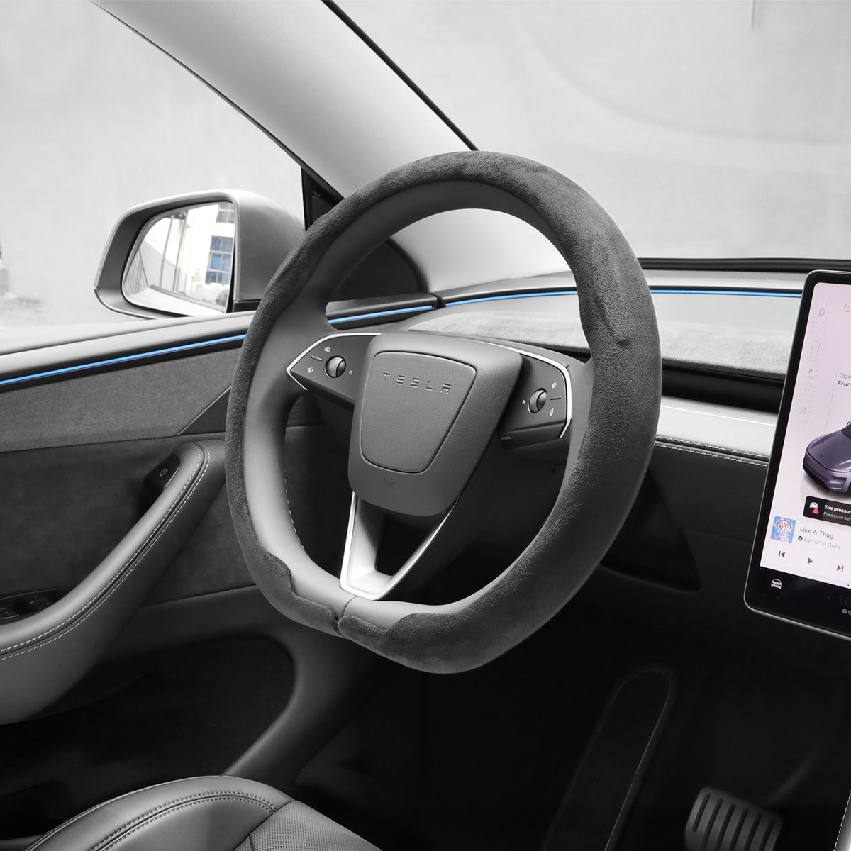 Alcantara Steering Wheel Cover (Hand Stitch, Half-Open, One-Piece) for Tesla Model 3 Highland Standard 2025+ - T-Launch