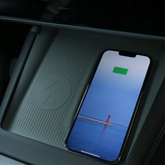 Anti-Slip Silicone Wireless Charging Pad for Tesla Model Y Juniper 2025+ - T-Launch