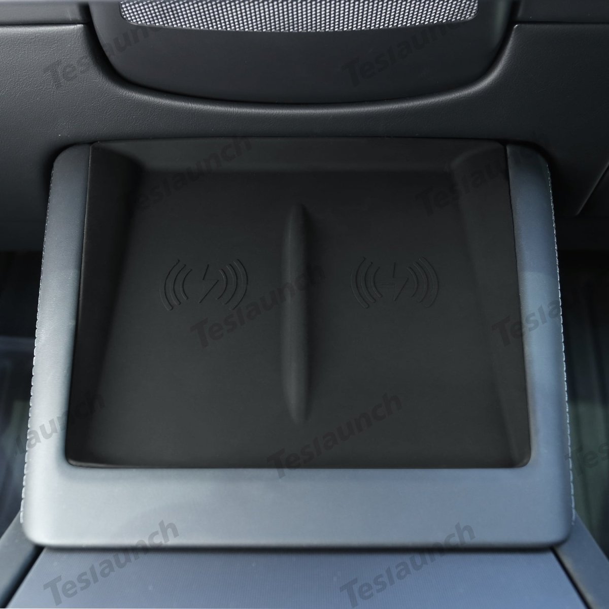 Center Control Silicone Pad Wireless Charging Anti-Slip Protective Mat for Tesla Model Y Juniper 2025+ - T-Launch