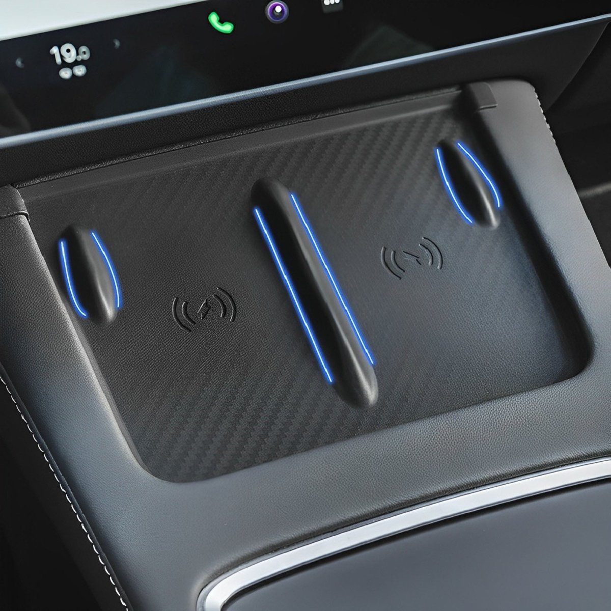 Central Control Wireless Charging Silicone Pad for Tesla Model Y/3 - T-Launch