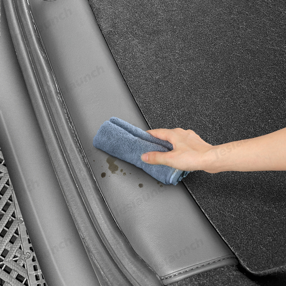 Napa Leather Trunk Sill Guard – Premium Protection for Tesla Model Y Juniper 2025+ - T-Launch
