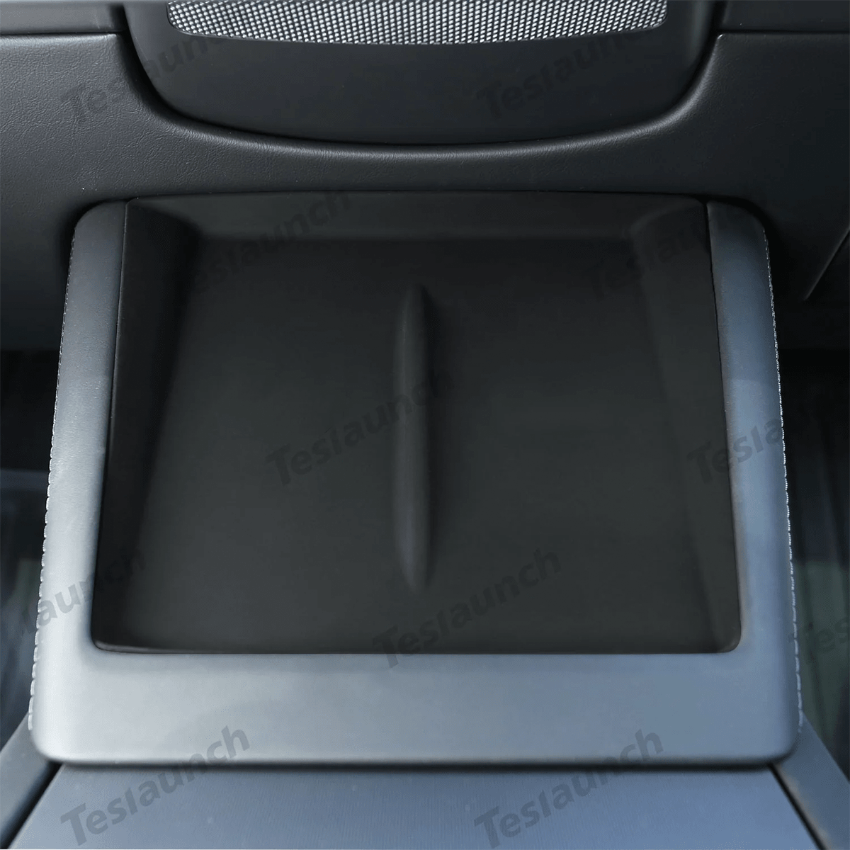 Wireless Charging Anti-Slip Protective Mat for Tesla Model Y Juniper 2025+ - T-Launch