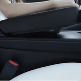 Tesla Model Y / 3 armrest box decorative cover TPE material, scratch-resistant and wear-resistant (2017-2023) - TESLAUNCH
