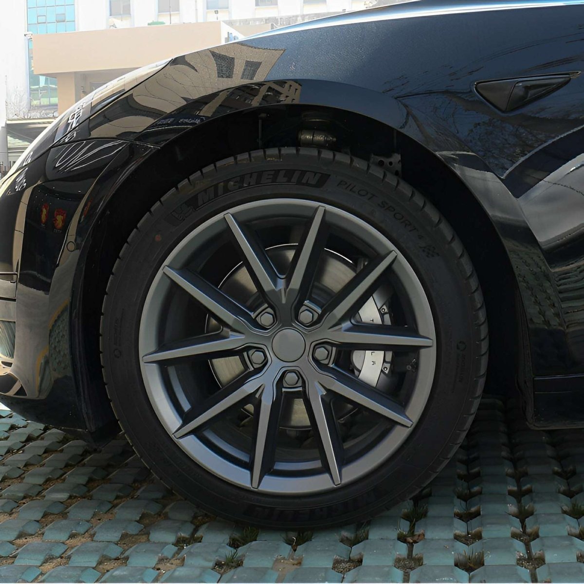 Model 3/Y AMG-Style Wheel Hub Caps Aero Hubcap for Tesla (4 Pcs) - T-Launch